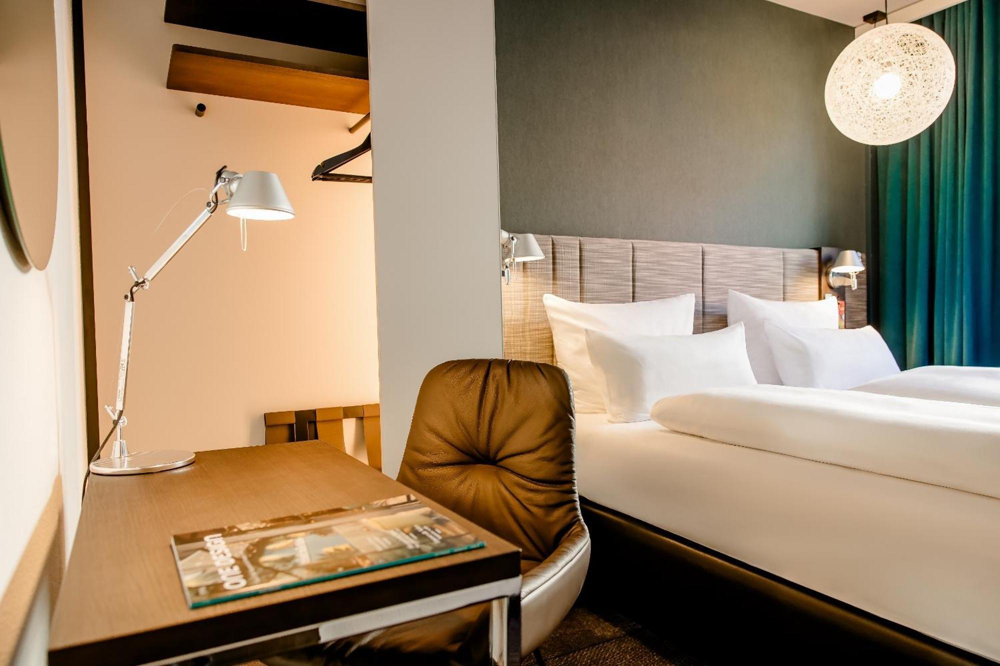 Motel One Nuernberg-City Exterior photo
